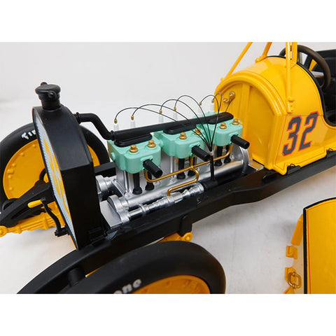 1:12 Scale 1911 Marmon Wasp in Yellow - Zoom Engine View